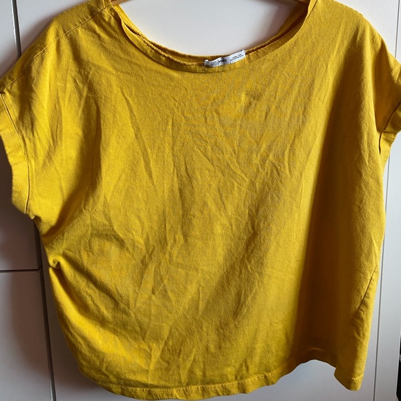 Yellow Crop Top - Picture 2 of 3